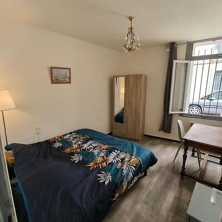 Appartement Chaleureux Dans Le Centre De Béziers Esterno foto