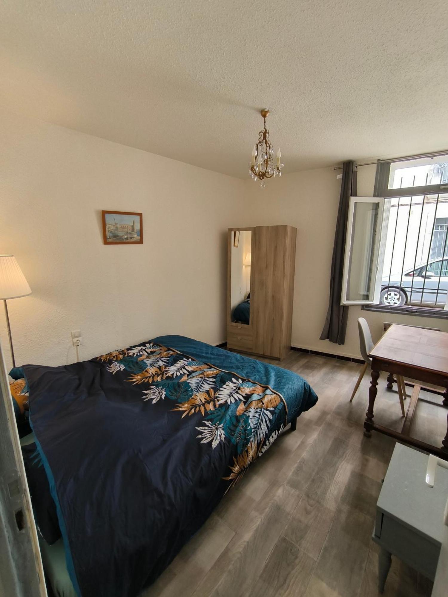 Appartement Chaleureux Dans Le Centre De Béziers Esterno foto
